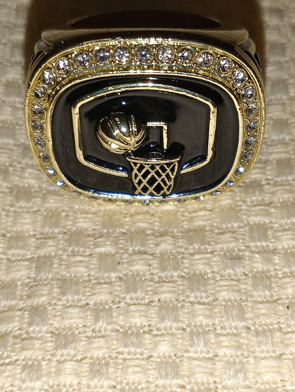 Basketball Ring - Picture 13 of 16